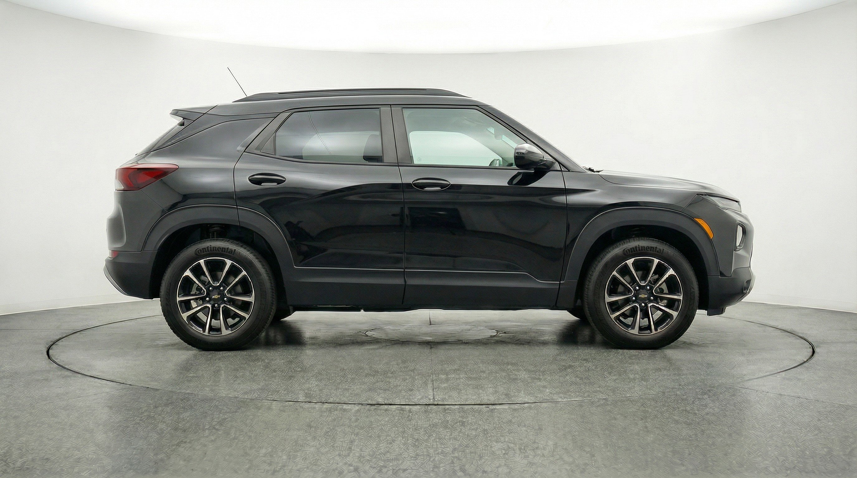 Used 2025 Chevrolet TrailBlazer LT FWD image 11