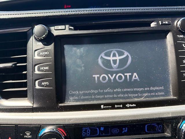 Used 2019 Toyota Highlander SE AWD/4WD image 9