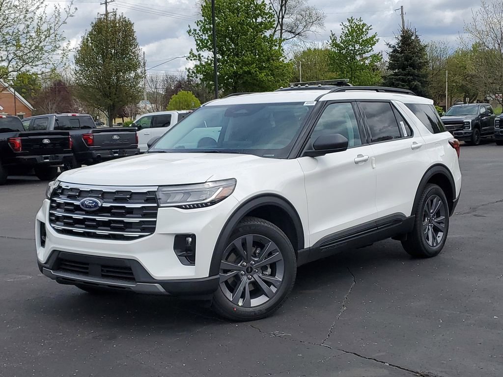 New 2026 Ford Explorer Active AWD/4WD image 1