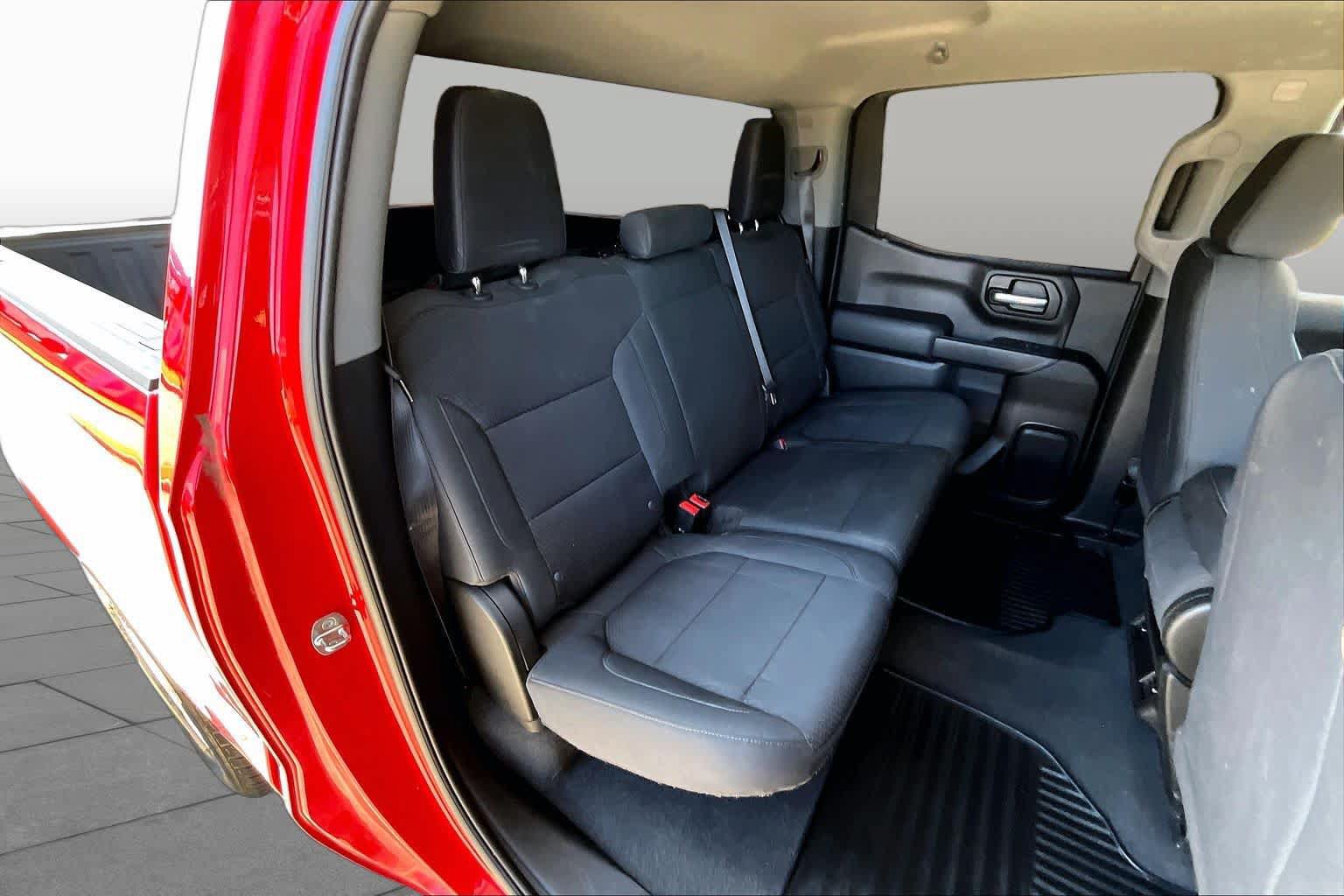 Used 2020 Chevrolet Silverado 1500 Custom w/ Custom Value Package RWD image 20