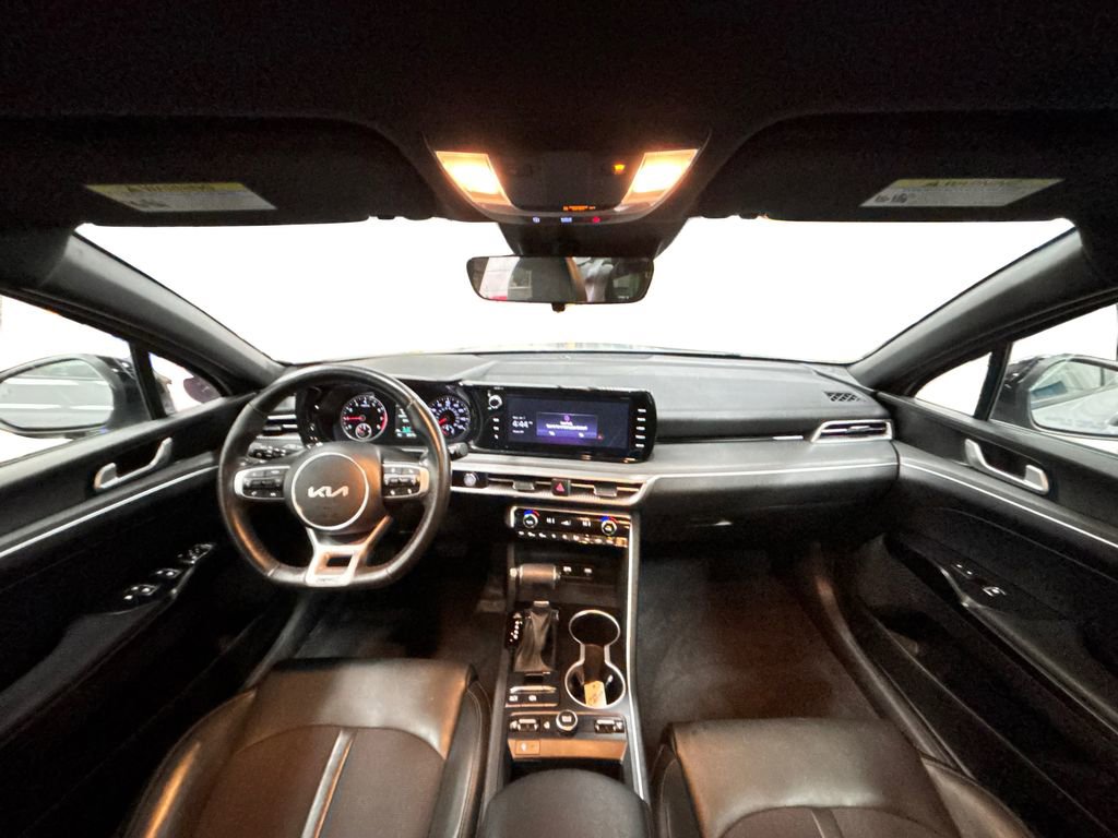 Used 2024 Kia K5 GT-Line w/ GT-Line Premium Package image 17