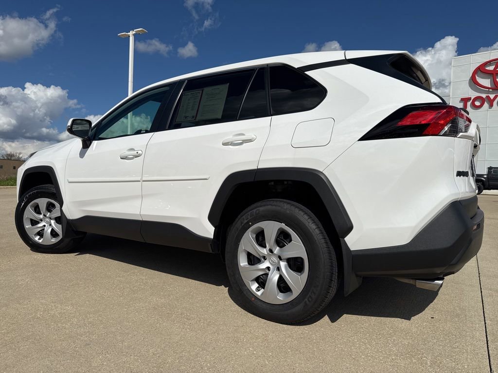 Certified 2024 Toyota RAV4 LE image 5
