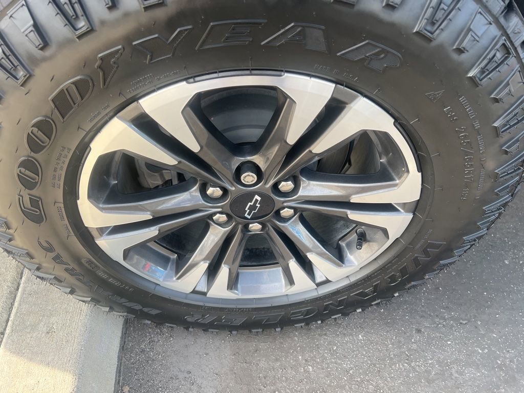 Used 2022 Chevrolet Colorado Z71 image 37