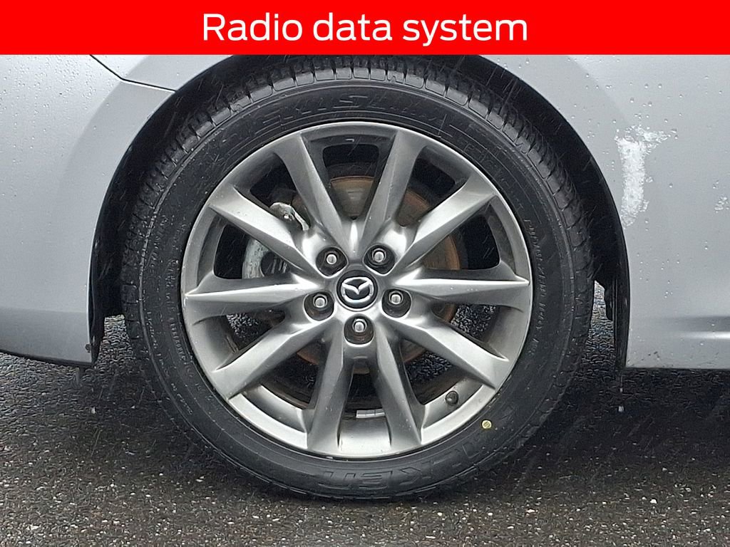 Used 2018 MAZDA MAZDA3 Touring image 8