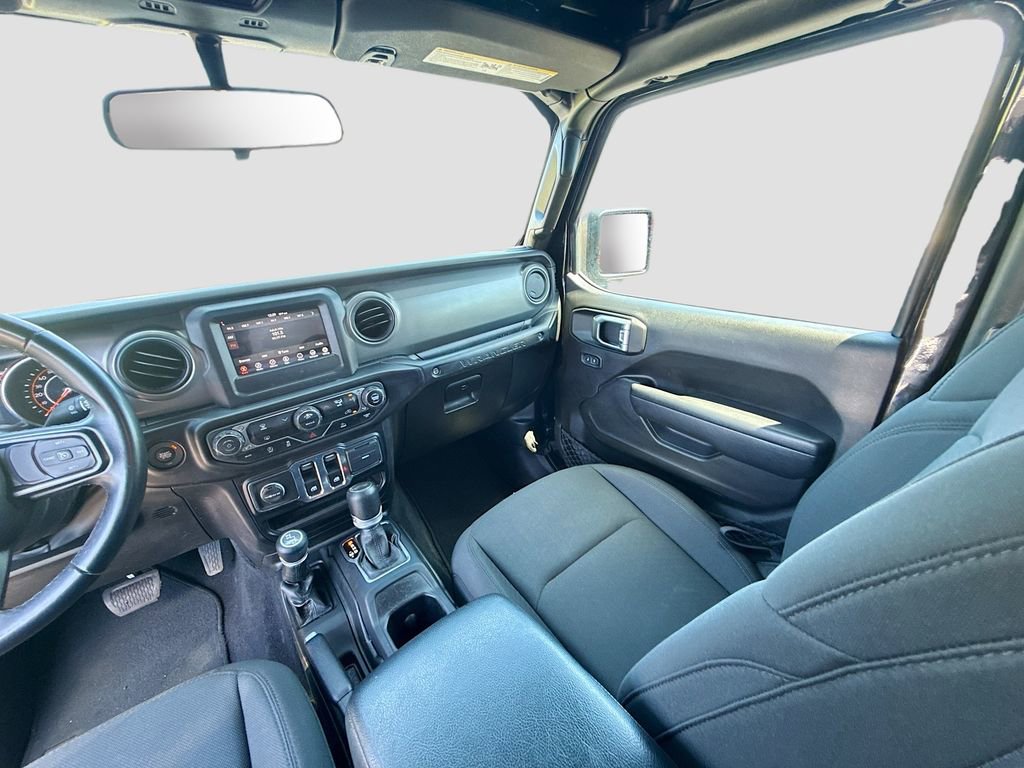 Used 2022 Jeep Wrangler Sport AWD/4WD image 25