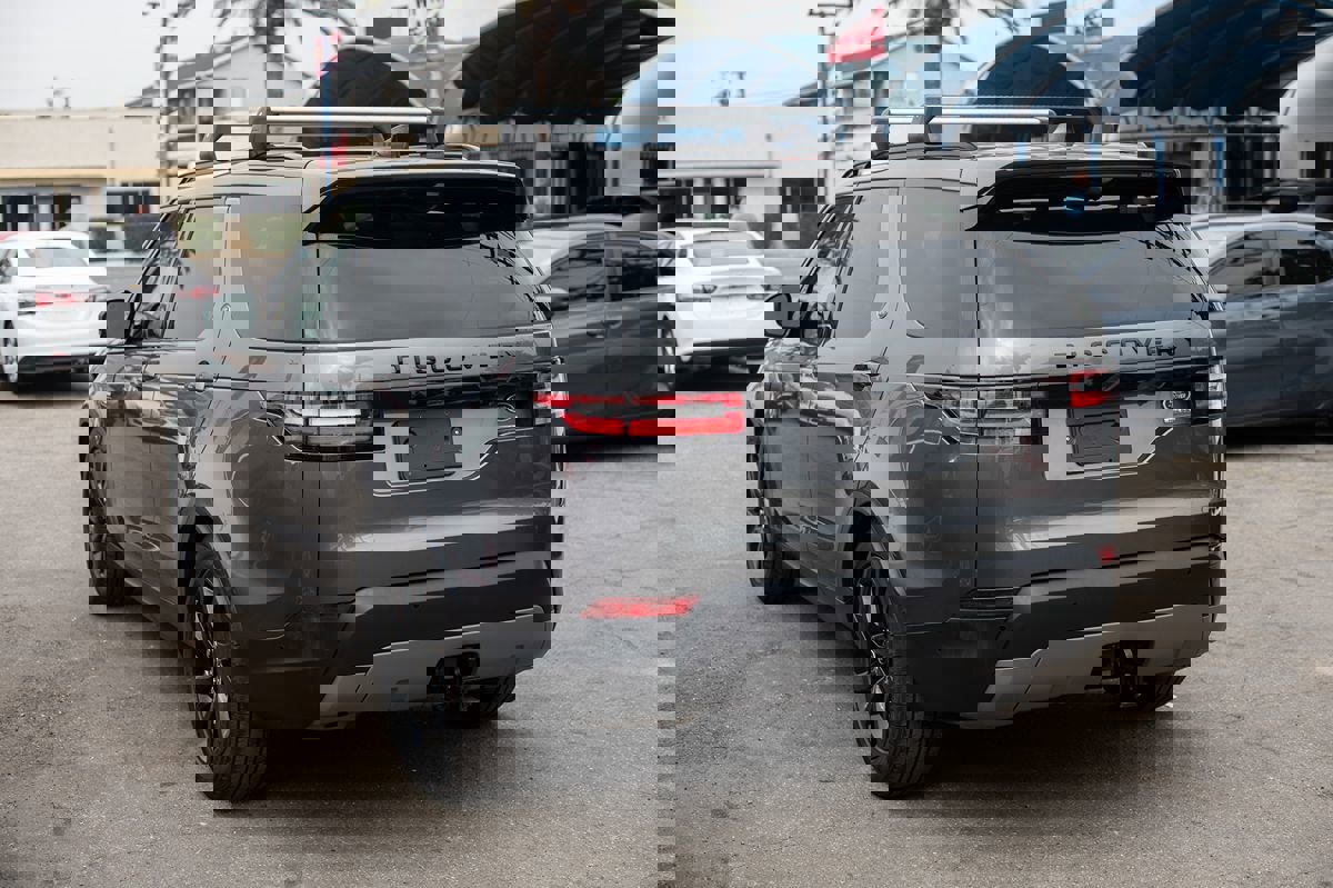 Used 2019 Land Rover Discovery HSE image 6