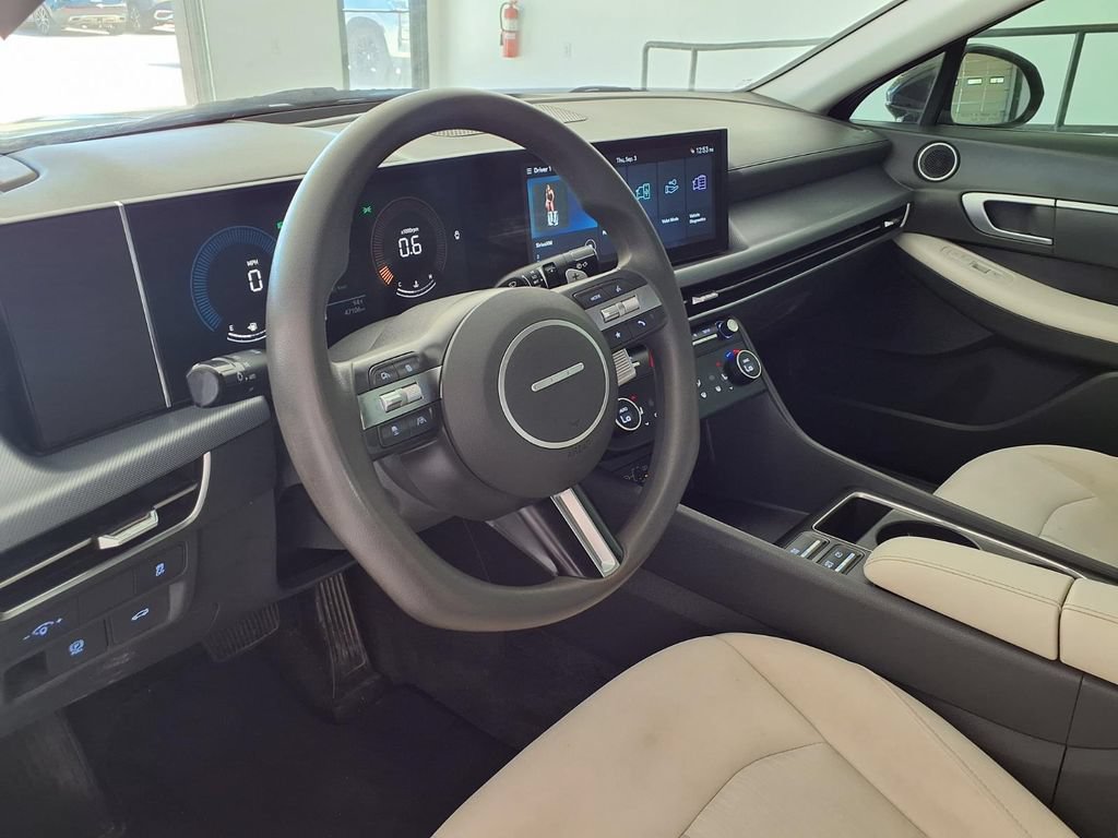 Used 2024 Hyundai Sonata SEL AWD/4WD image 11