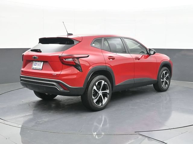 Used 2026 Chevrolet Trax RS FWD image 13