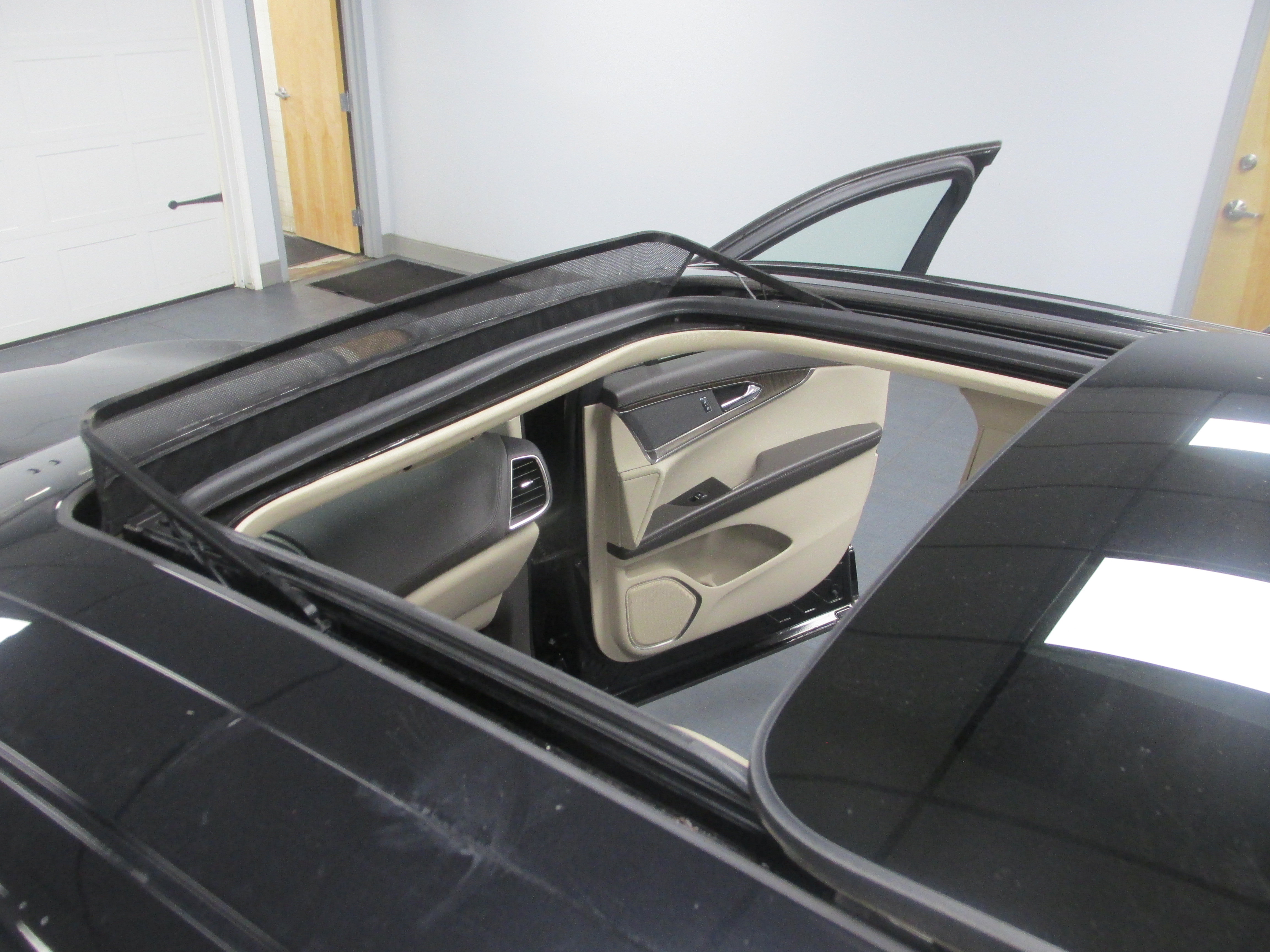 Used 2019 Lincoln Nautilus Select AWD/4WD image 21