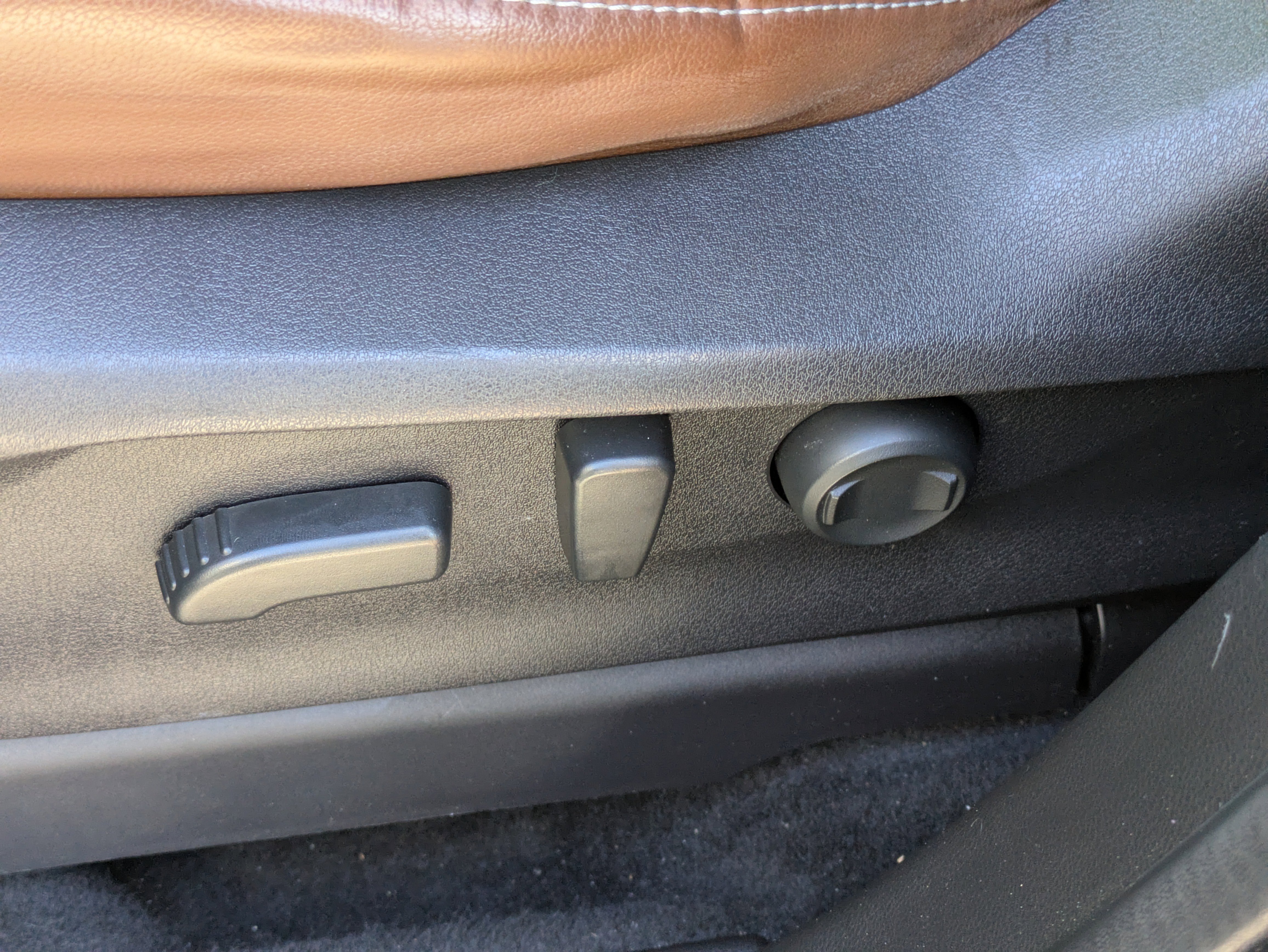 Used 2020 Subaru Ascent Touring image 22