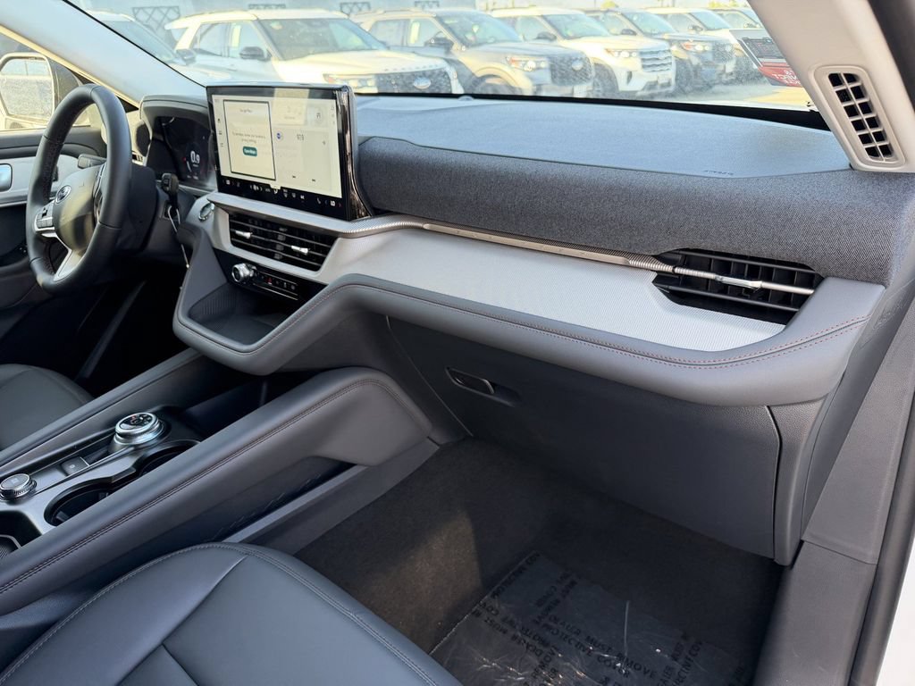 New 2026 Ford Explorer Active w/ Active Comfort Package RWD image 10