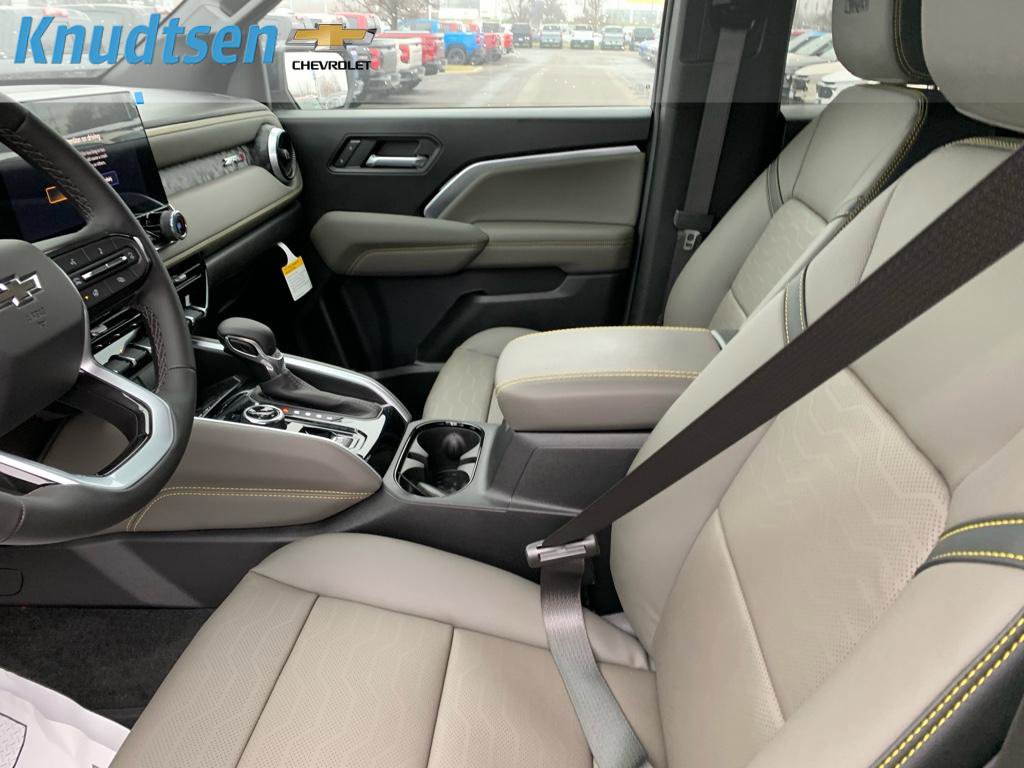 New 2026 Chevrolet Colorado ZR2 AWD/4WD image 18