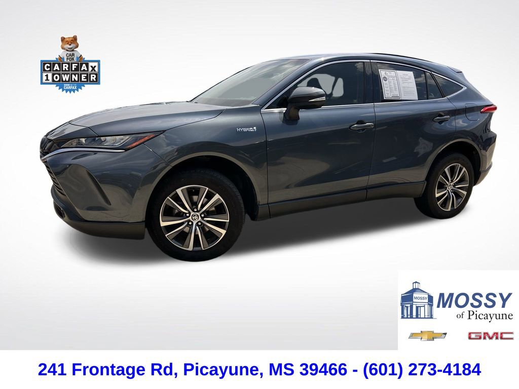 Used 2021 Toyota Venza LE image 1