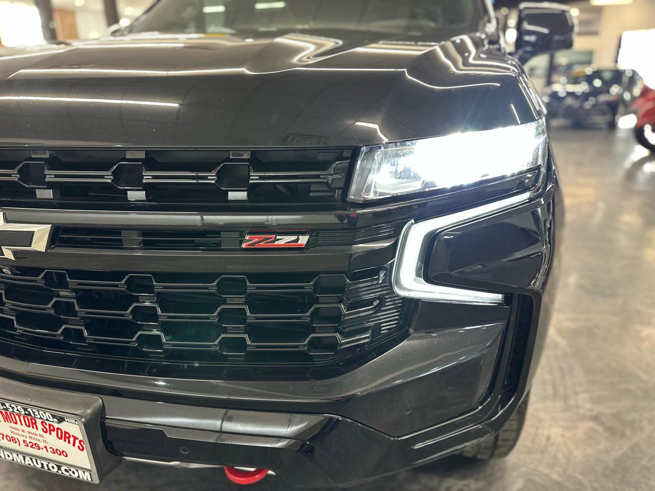 Used 2023 Chevrolet Suburban Z71 w/ Luxury Package AWD/4WD image 10