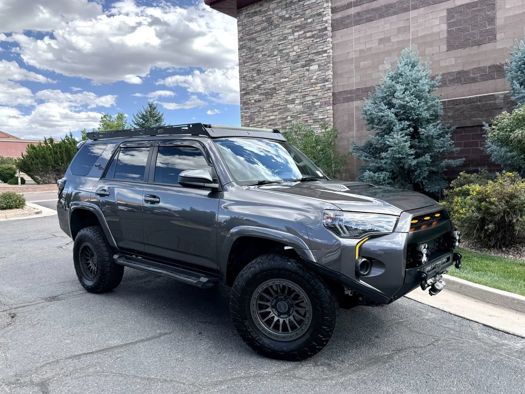 Used 2022 Toyota 4Runner TRD Off-Road AWD/4WD image 2