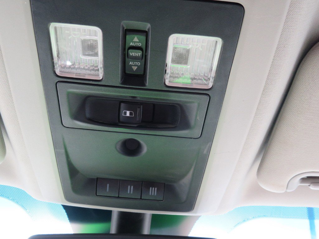 Used 2015 RAM 2500 Longhorn image 26