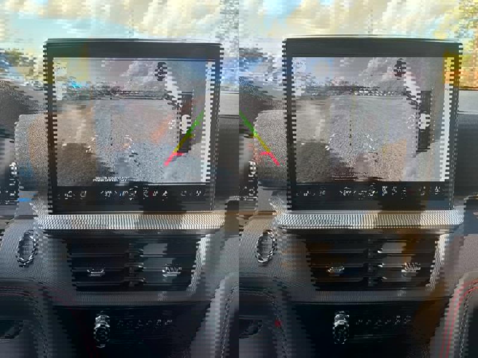 New 2025 Ford Explorer ST image 18