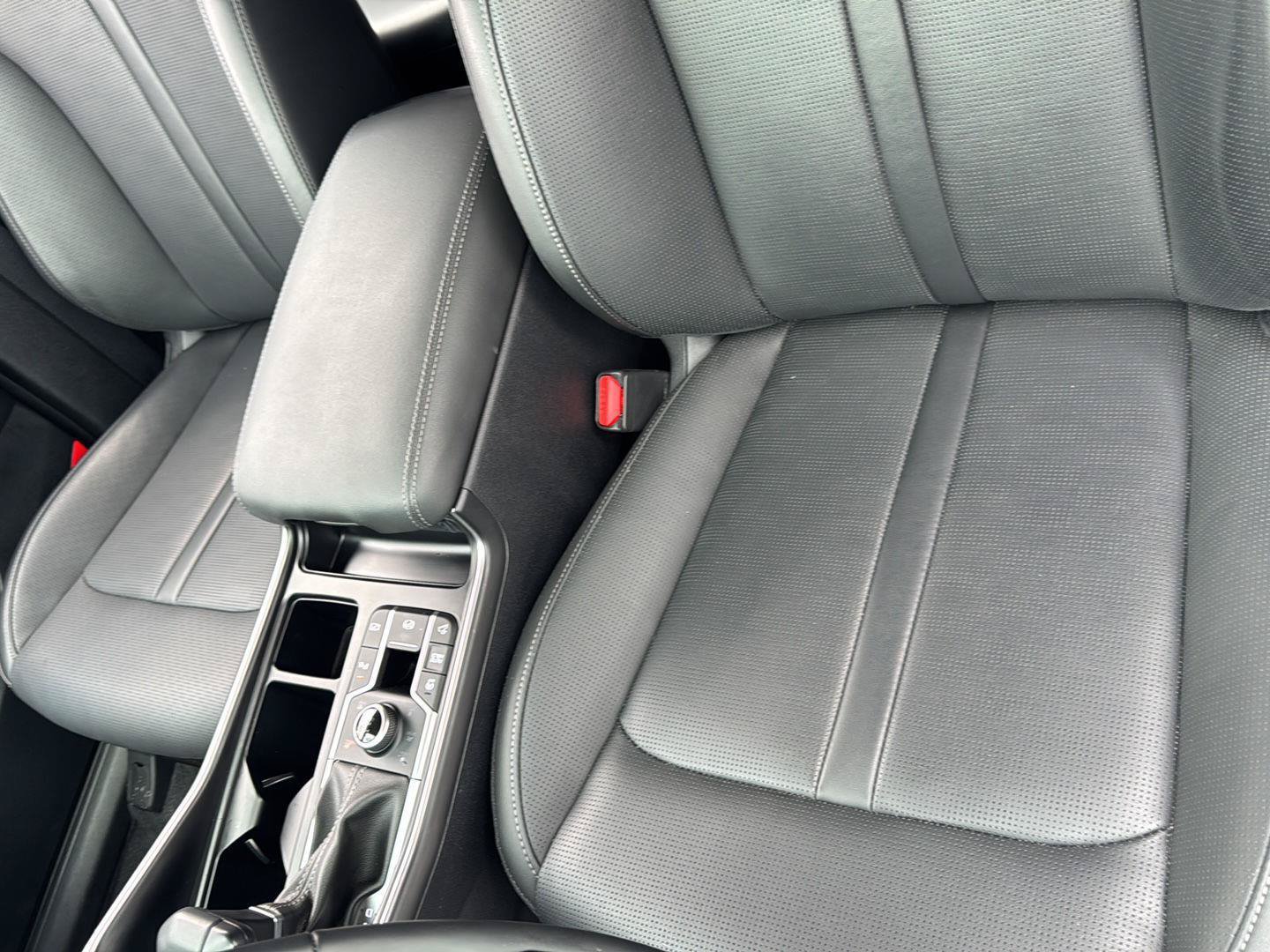 New 2025 Kia Sorento S AWD/4WD image 14