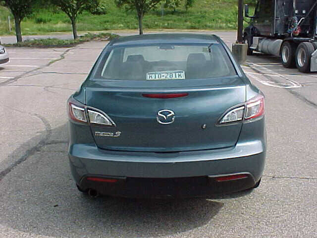 Used 2010 MAZDA MAZDA3 i Sport FWD image 6