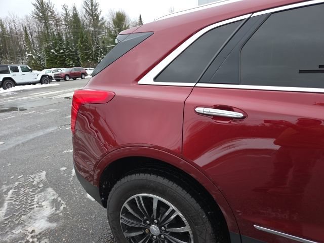 Used 2017 Cadillac XT5 Luxury image 30