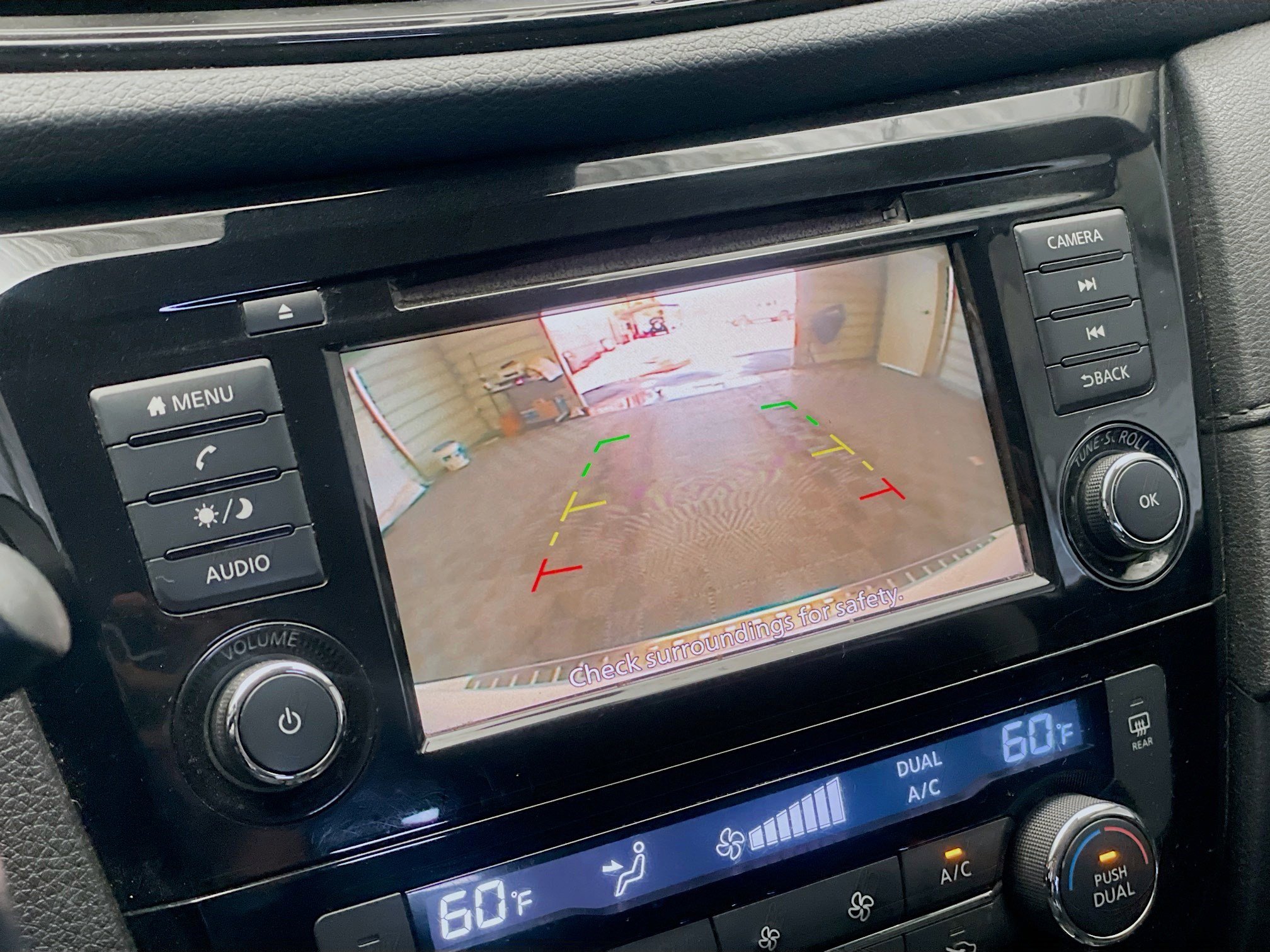 Used 2020 Nissan Rogue SV image 9