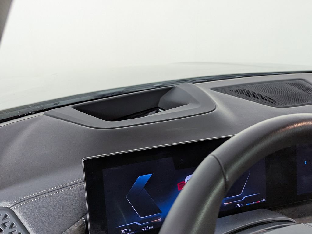 Certified 2023 BMW X7 xDrive40i image 16