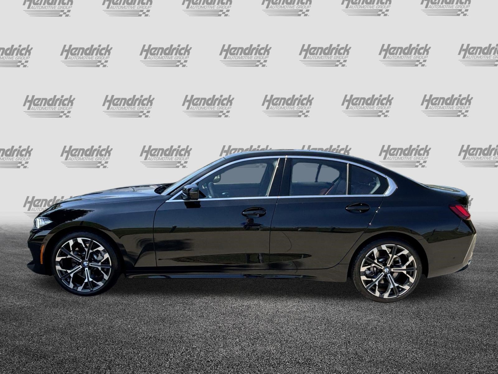 Certified 2025 BMW 330i Sedan RWD image 7