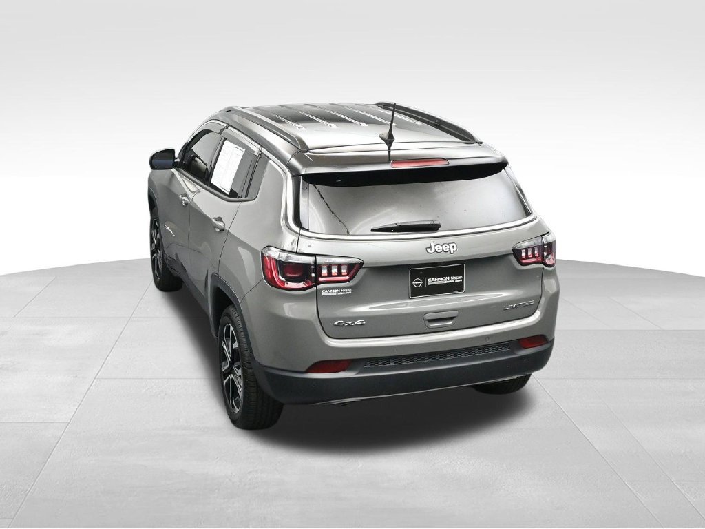 Used 2023 Jeep Compass Limited AWD/4WD image 35