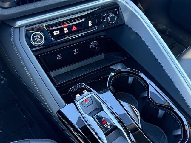 Certified 2025 Audi Q5 Premium w/ Convenience Package AWD/4WD image 12