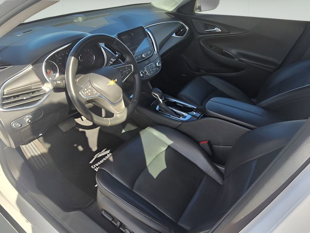 Used 2024 Chevrolet Malibu LT image 25