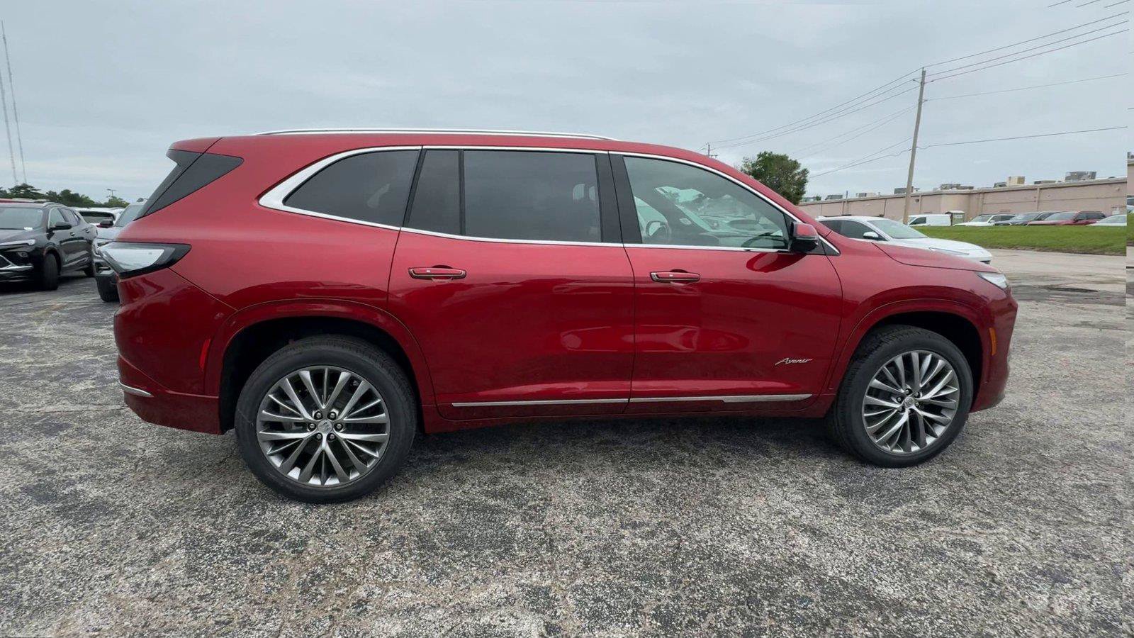 New 2026 Buick Enclave Avenir w/ Super Cruise Package FWD image 9