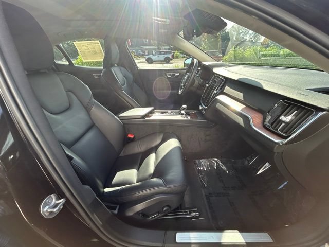 Certified 2024 Volvo S60 B5 Plus w/ Climate Package AWD/4WD image 15