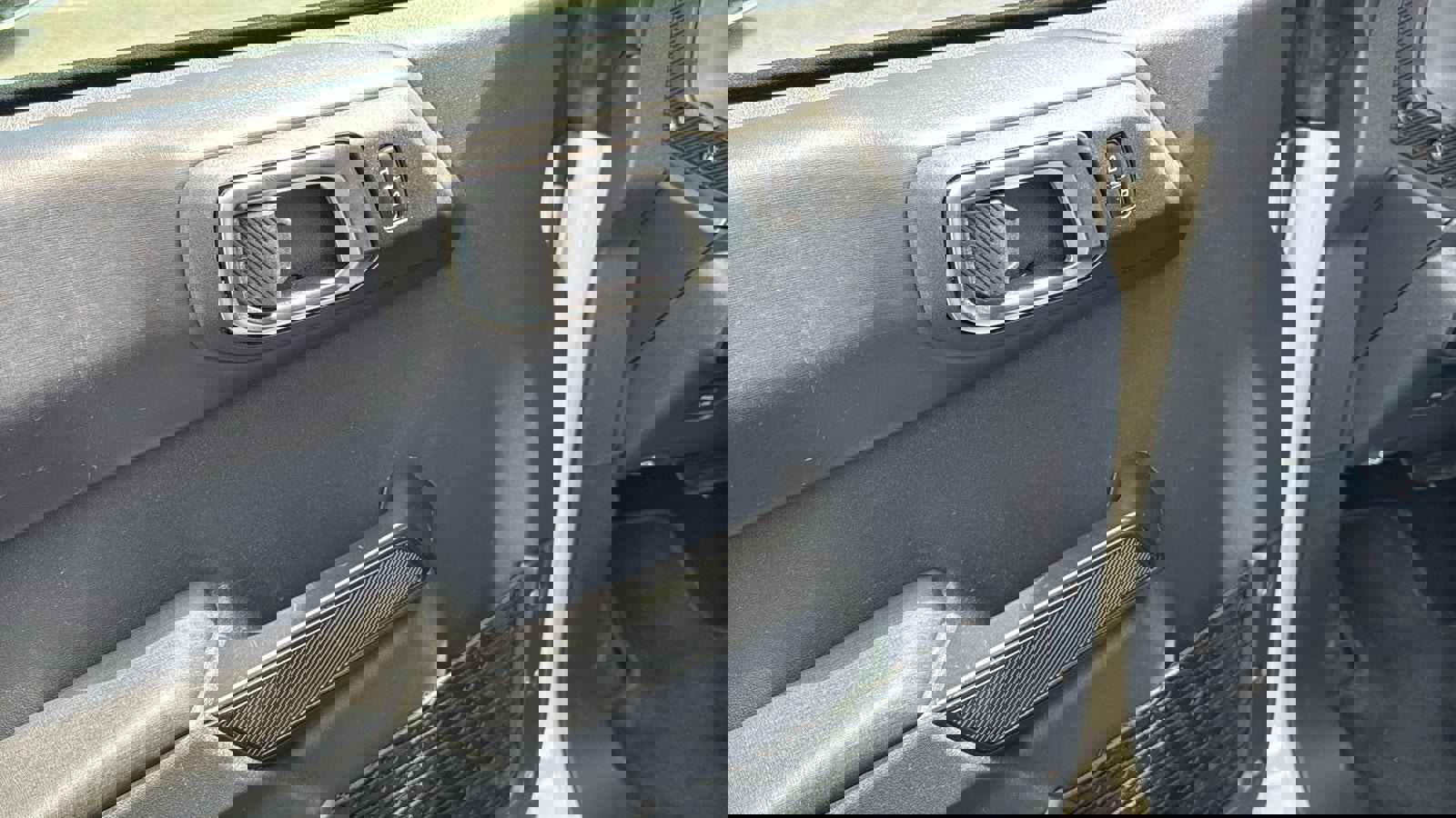 Certified 2025 Ford Bronco Outer Banks image 14