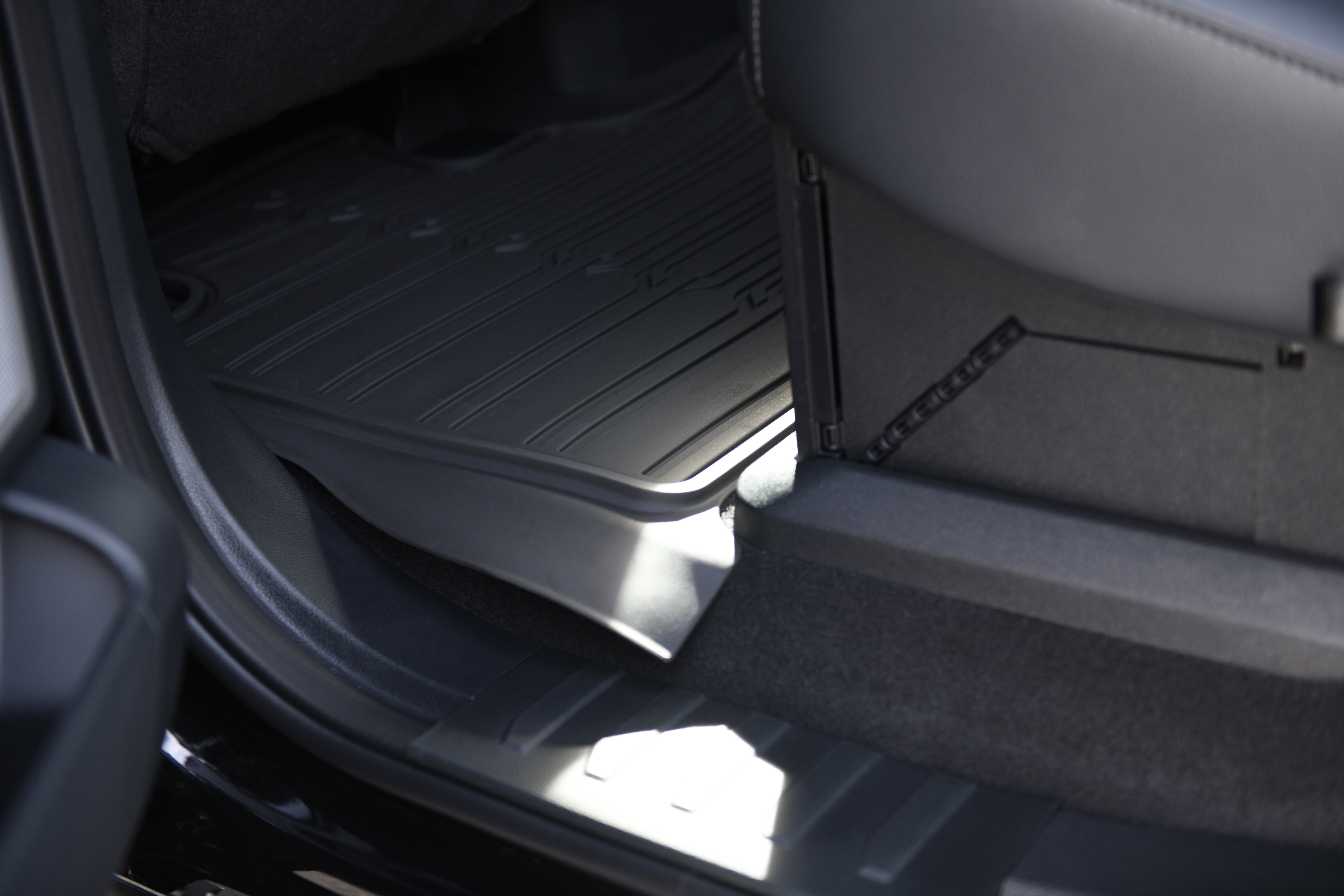 New 2025 Ford F150 Lariat w/ Equipment Group 502A High image 24