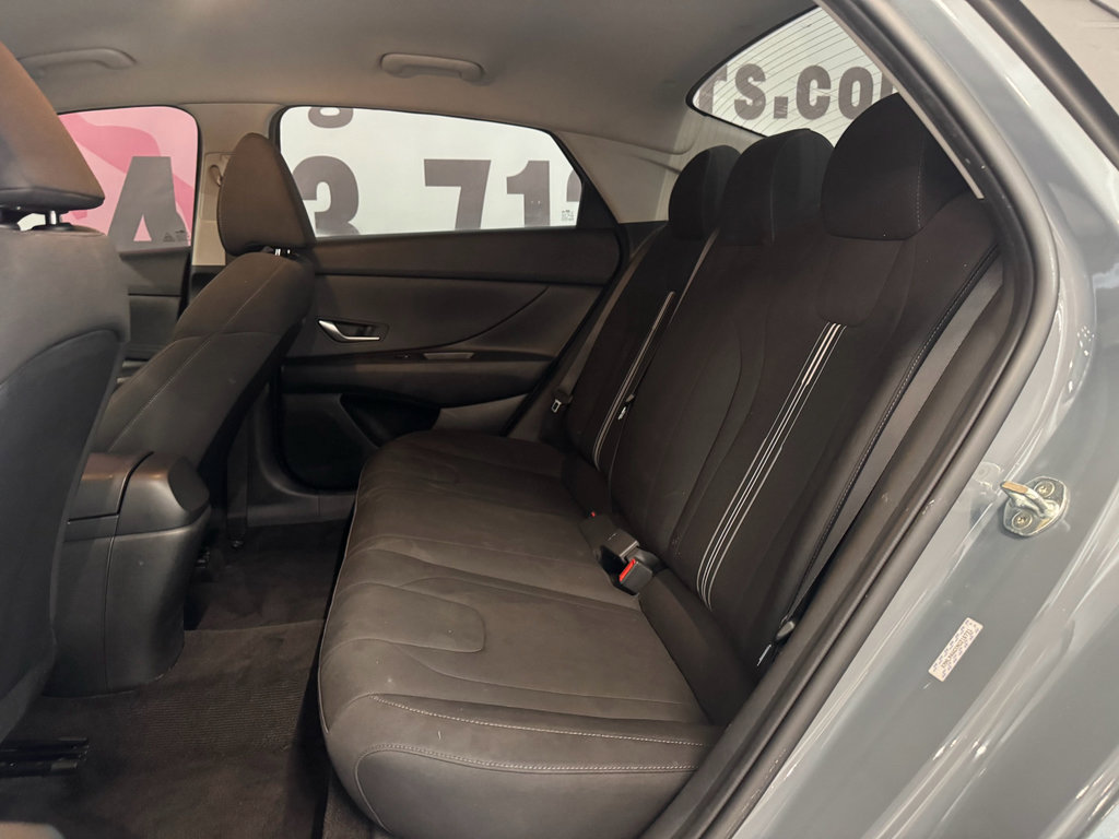 Used 2022 Hyundai Elantra SEL FWD image 20
