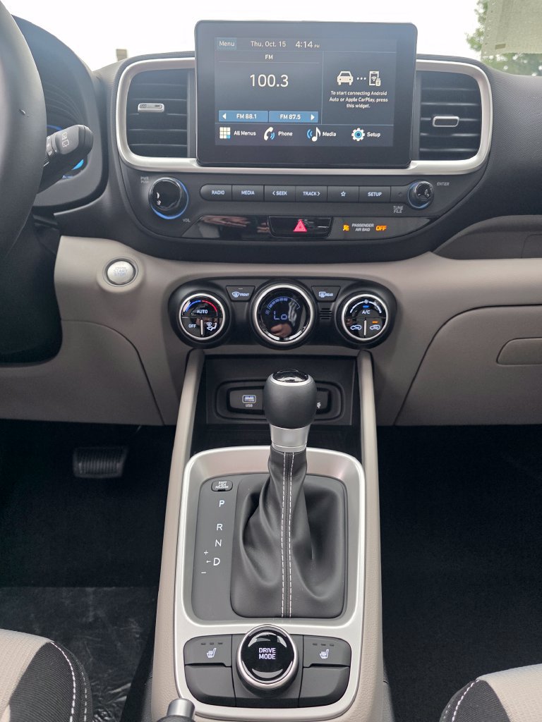 New 2026 Hyundai Venue SEL FWD image 44