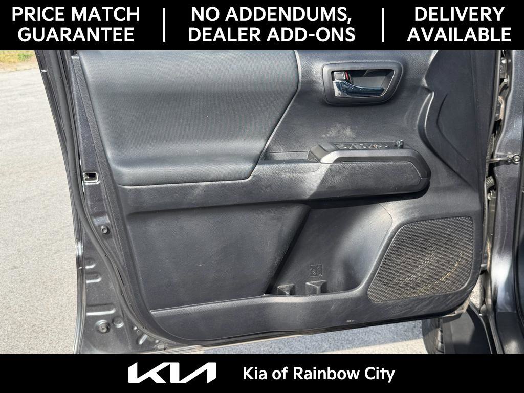 Used 2020 Toyota Tacoma TRD Off-Road w/ Blackout Package image 14