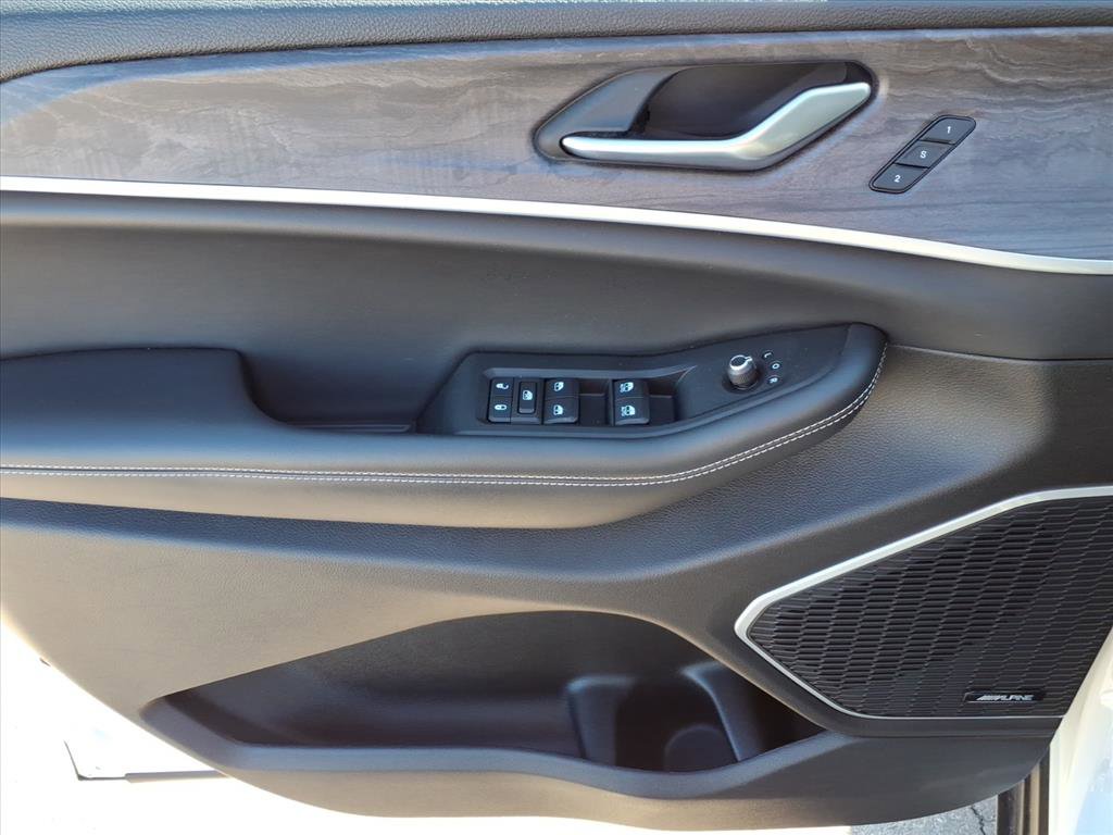 Used 2022 Jeep Grand Cherokee L Limited w/ Trailer Tow Group (B) image 15