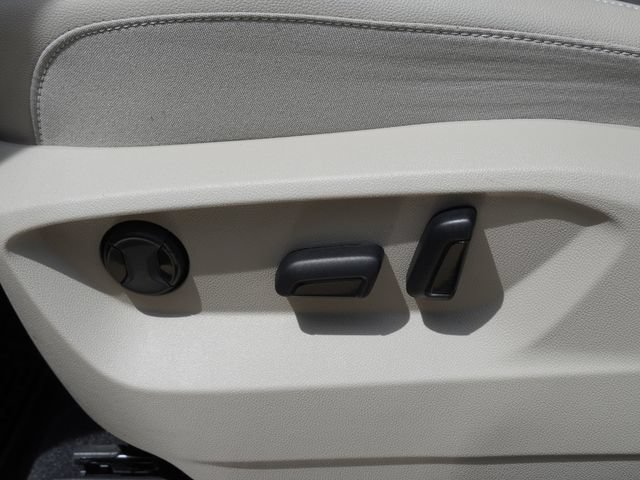 Used 2026 Volkswagen Atlas SE FWD image 20