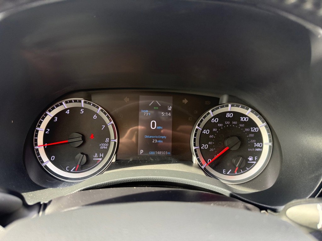 Used 2021 Toyota Highlander LE FWD image 27