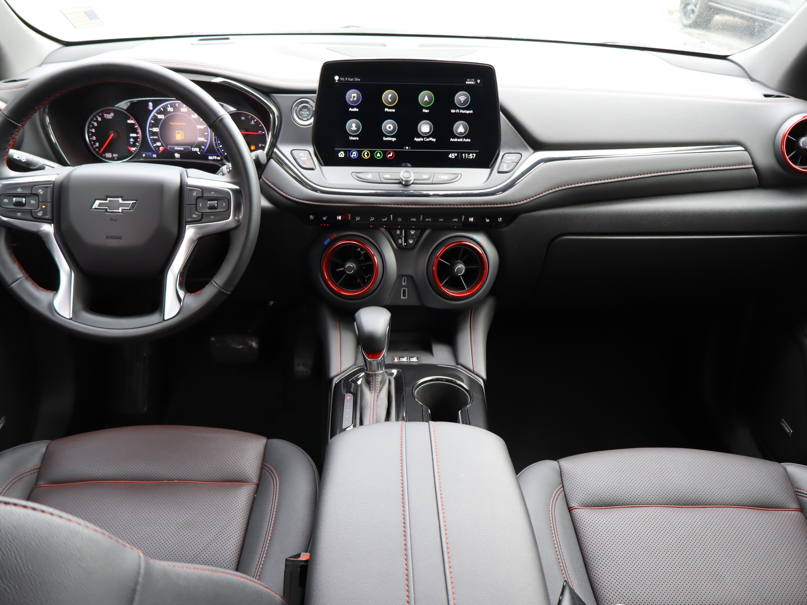 Certified 2025 Chevrolet Blazer RS w/ Driver Confidence II Package image 14