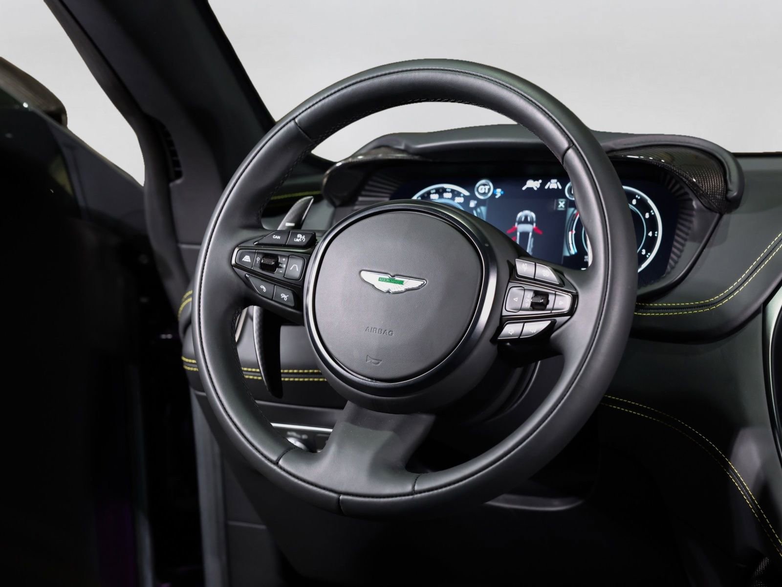 Used 2024 Aston Martin DBX 707 AWD/4WD image 31
