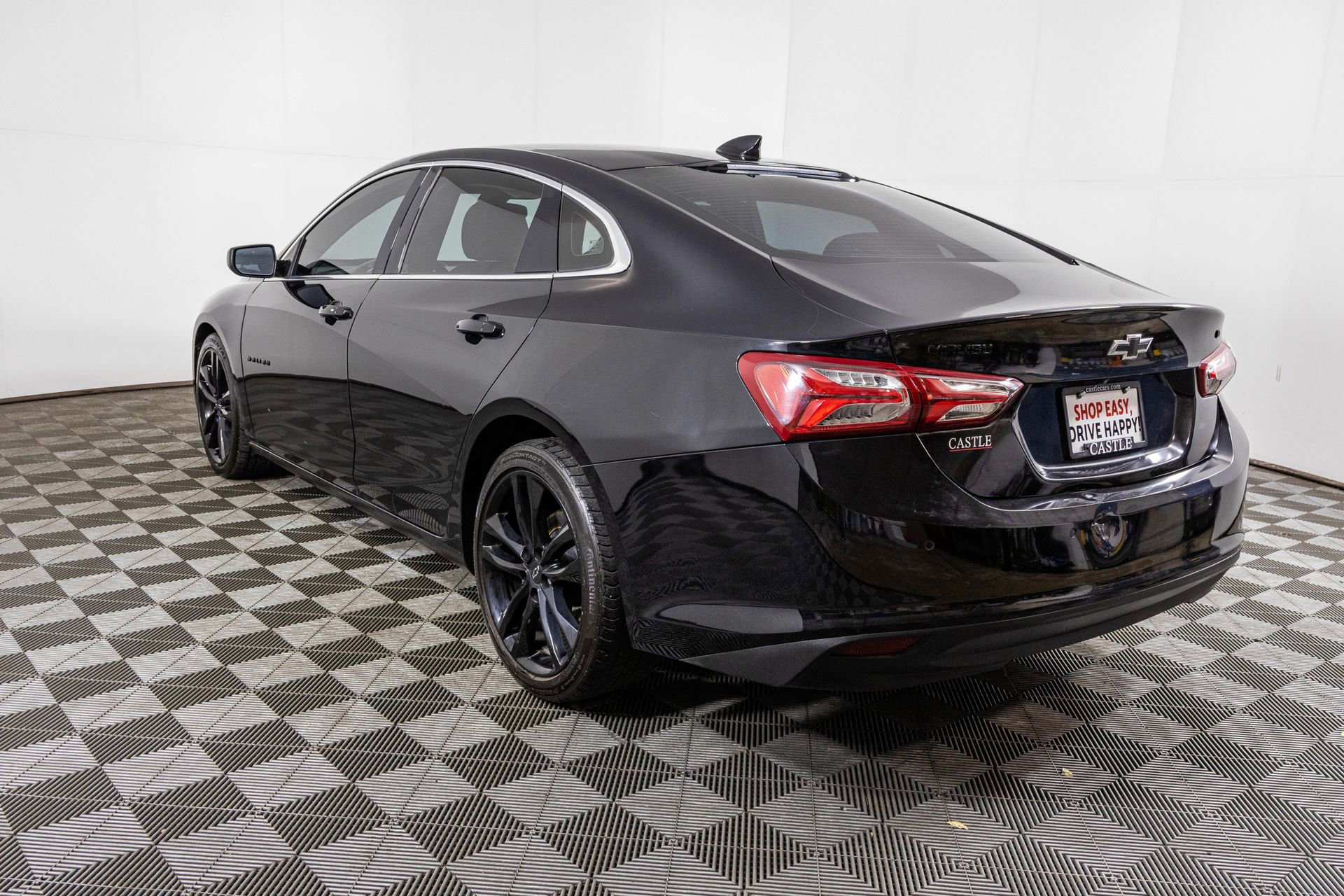Used 2021 Chevrolet Malibu LT w/ Midnight Edition image 17