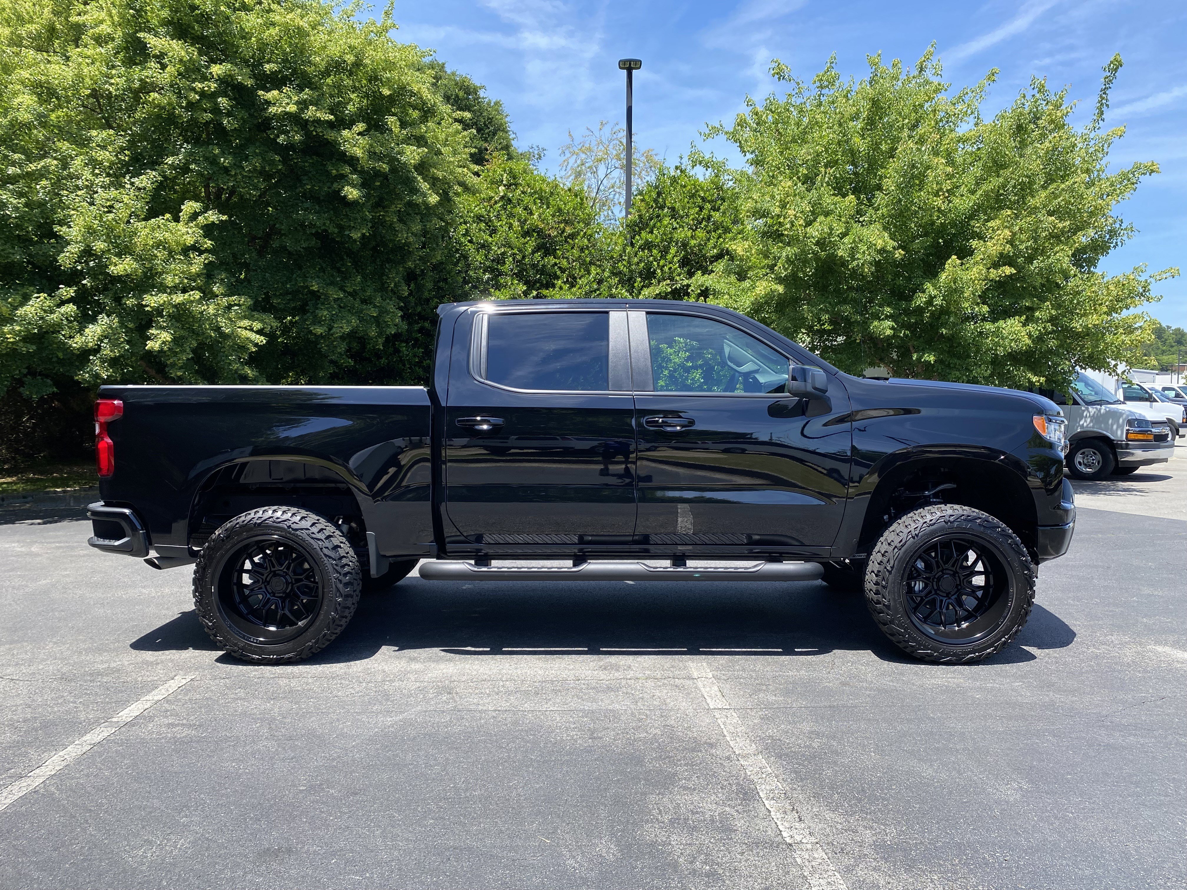 Used 2026 Chevrolet Silverado 1500 RST w/ RST Select Package AWD/4WD image 10
