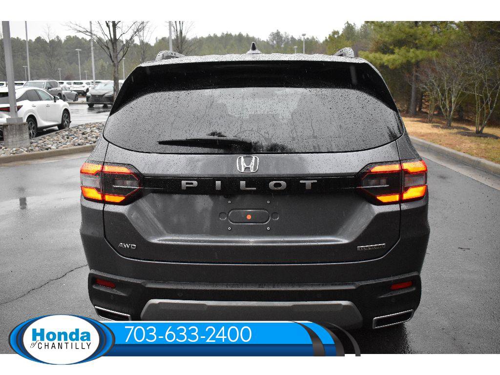 New 2026 Honda Pilot Touring image 6