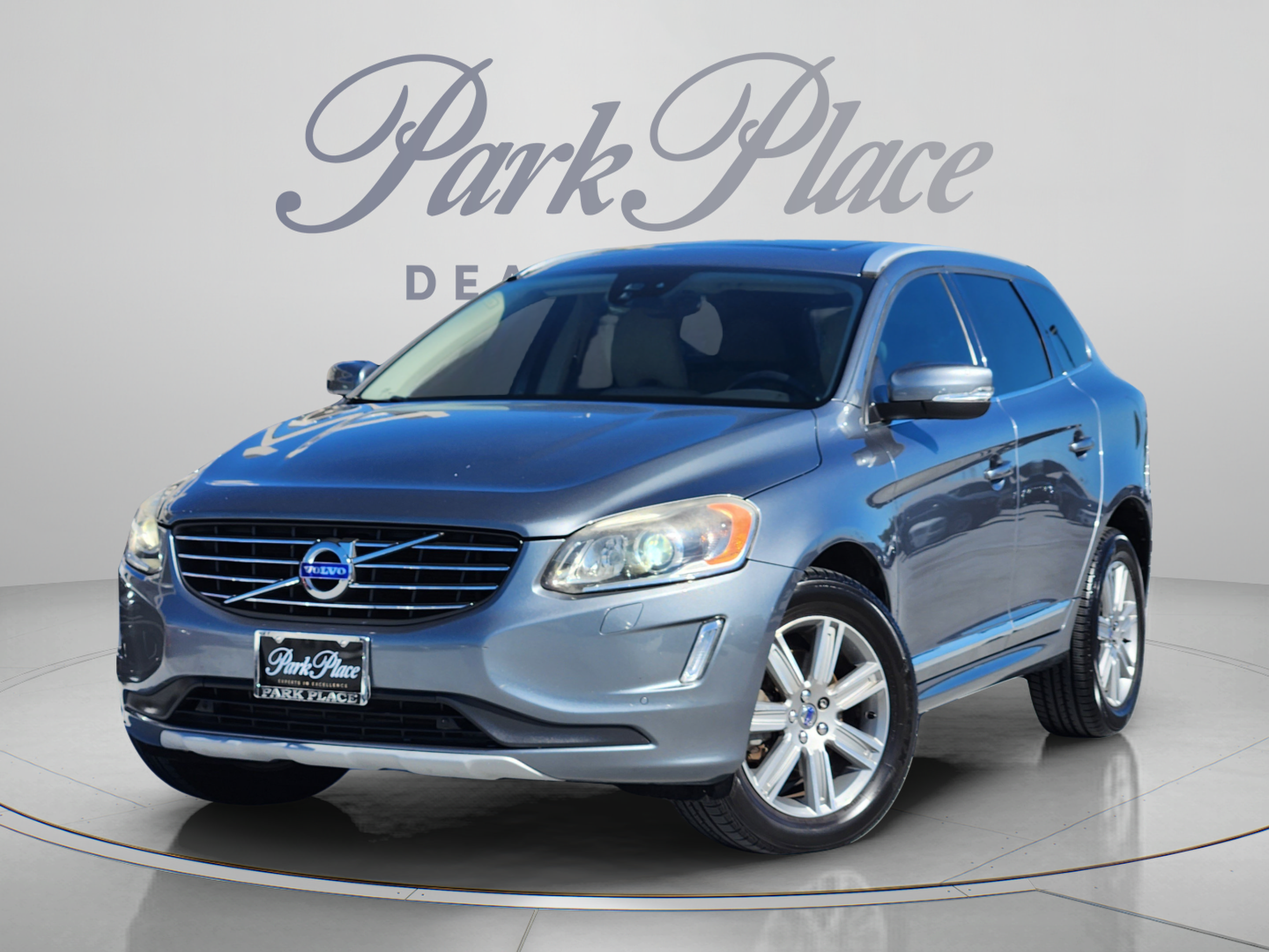 Used 2017 Volvo XC60 T5 Inscription w/ Preferred Option Package