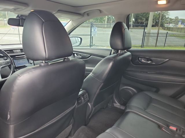 Used 2017 Nissan Rogue SL w/ SL Premium Package AWD/4WD image 28