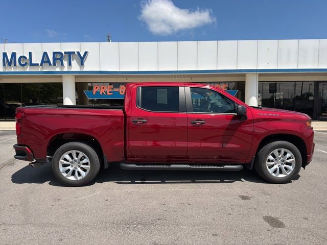 Used 2020 Chevrolet Silverado 1500 Custom w/ Custom Value Package RWD image 3
