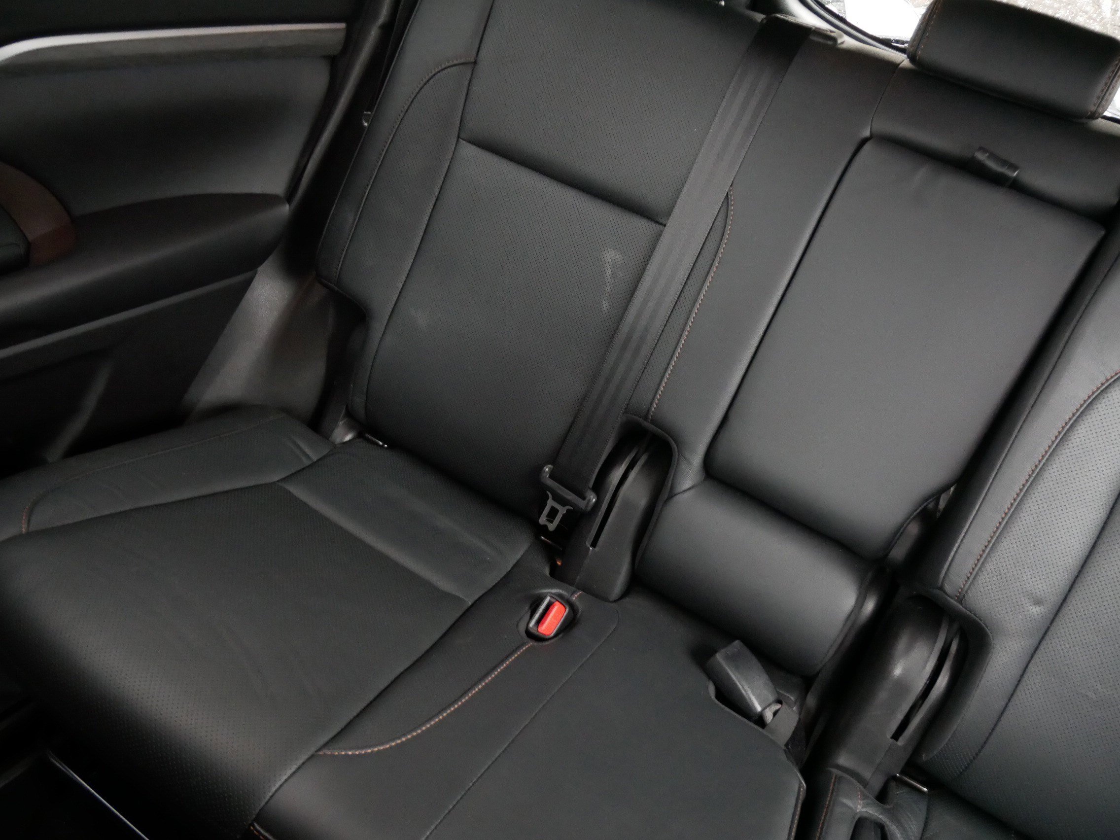 Used 2018 Toyota Highlander Limited image 12