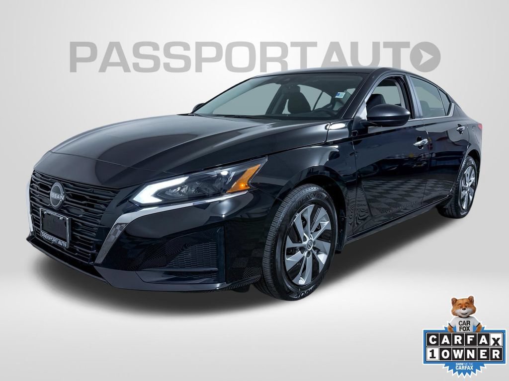 Certified 2025 Nissan Altima 2.5 S FWD image 1
